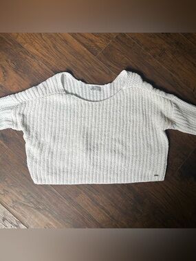 Hollister White Cropped Crewneck Knit Sweater